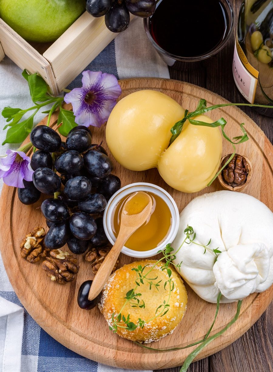 cheese-1914115_1280-900×1224
